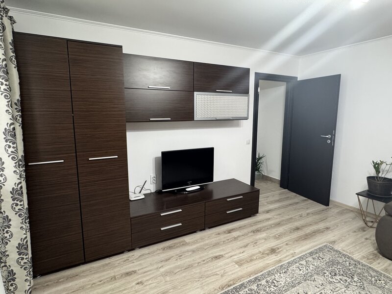 Cheile Turzii, metrou Aparatorii Patriei ap cu parcare si centrala proprie