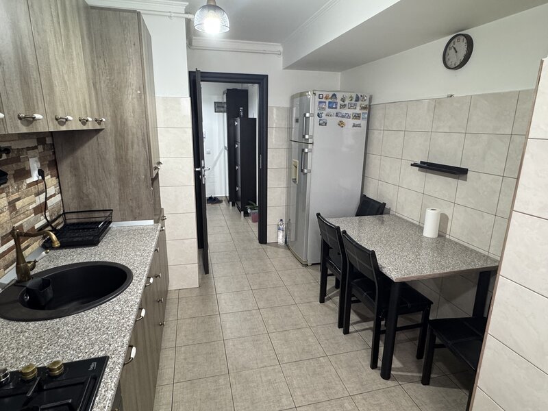 Cheile Turzii, metrou Aparatorii Patriei ap cu parcare si centrala proprie